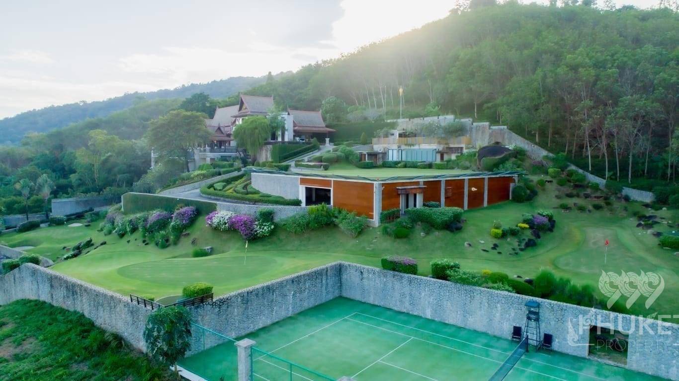 Luxurious Sea View Villa with own Helipad in Rawaii | 999PhuketProperty